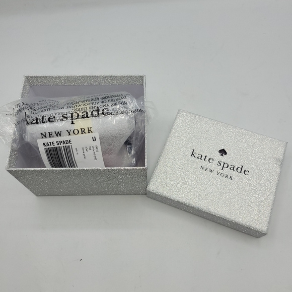 Kate Spade X Disney Minnie Mouse Coin Purse Key Fob Red Bow Polka Dot Bag Charm - Picture 7 of 15